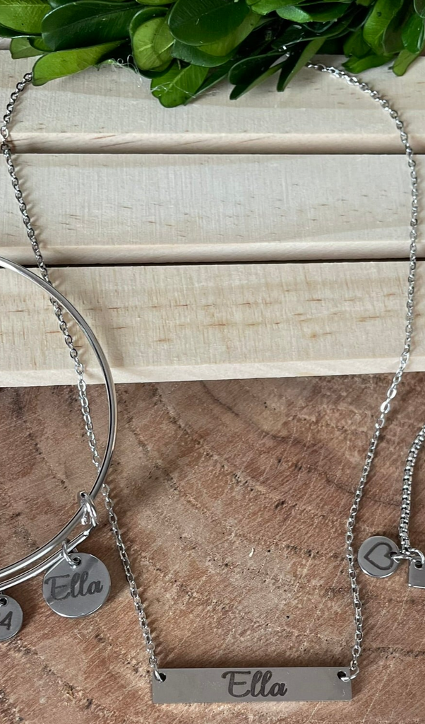 Jewelry Necklace Bar
